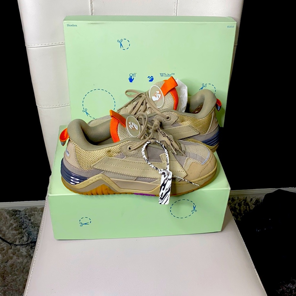 Off White Sneakers